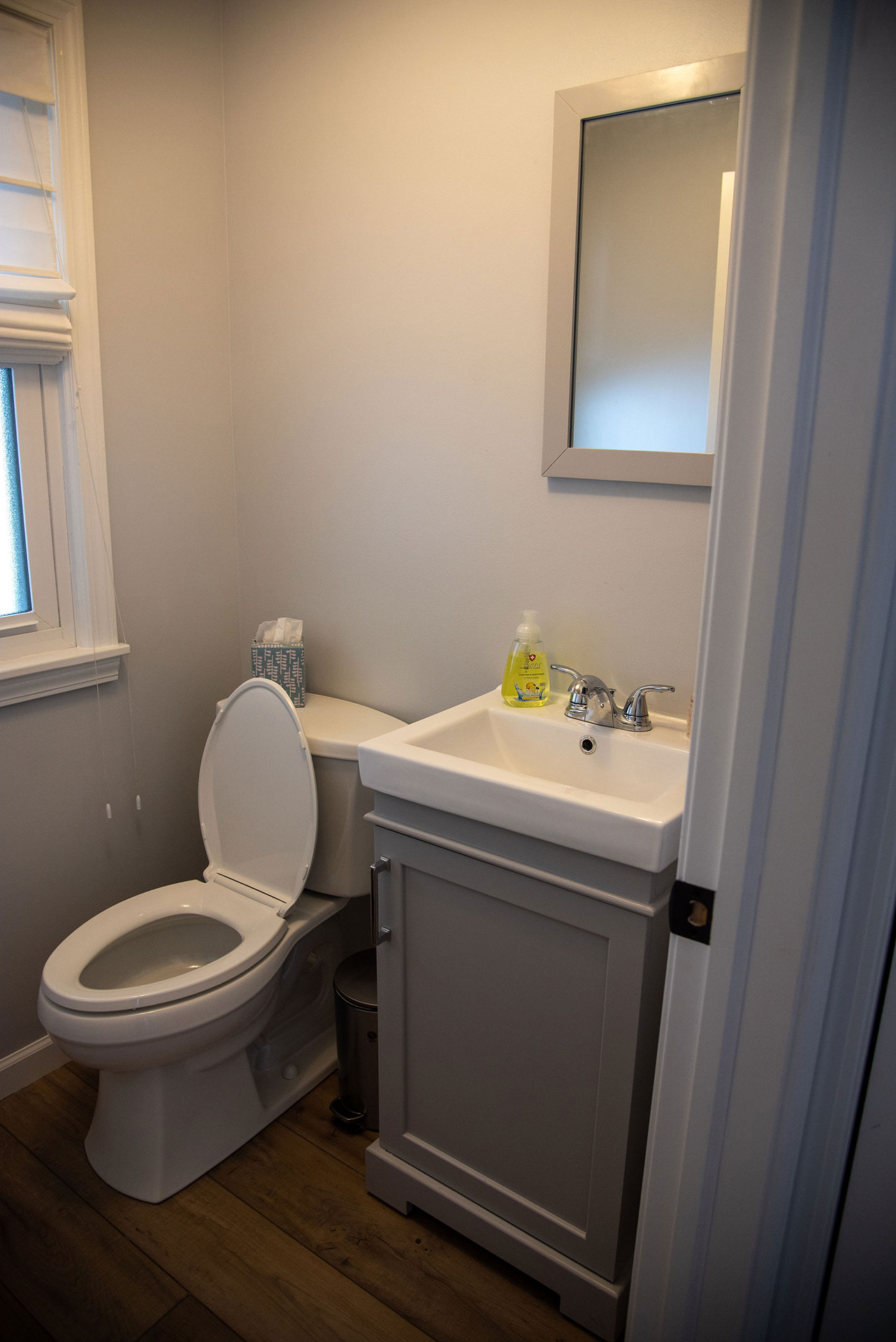 small bathroom simple remodel and update